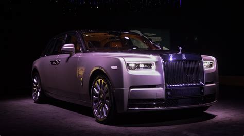 Rolls Royce Phantom Viii Specs Design Speed Bloomberg