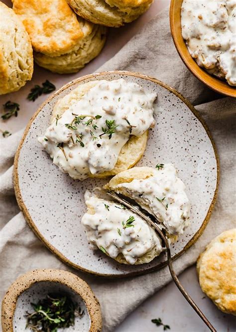 Homemade Sausage Gravy Is Easy To Make And Uses Only A Few Ingredients