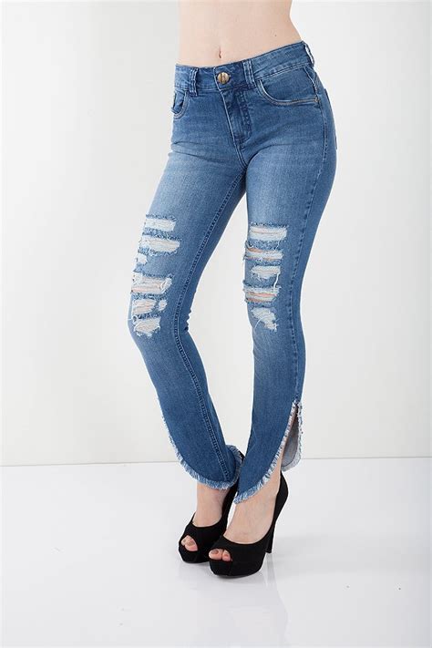 Calça Jeans Bana Bana Midi Skinny Com Puídos E Fenda Lateral Azul