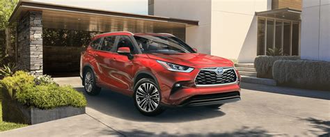 Sign a new lease right here at autonation toyota fort myers. 2020 Toyota Highlander near Me | Toyota SUV near Glenview, IL