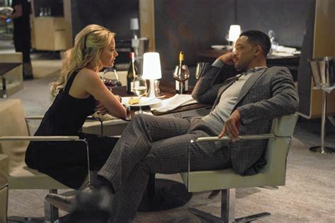 Review Will Smith And Margot Robbie Sizzle In The Irresistible Focus Los Angeles Times