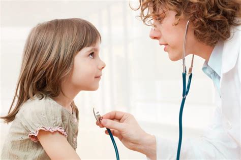 Cystic fibrosis is a hereditary disease that causes the body to produce thick and sticky mucus that can clog the lungs and obstruct the pancreas. Fibrose Quística: diagnóstico precoce faz toda a diferença ...