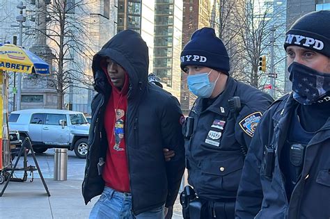 Nyc Cops Make Three Midtown Gun Busts Within Hours