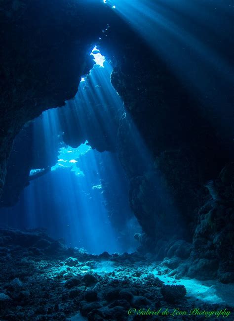 Serenity Magical Lighting Penetrates Underwater Cavern ‪‎st‬john