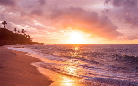 Download Wallpaper 3840x2400 Sea Beach Sunset Waves