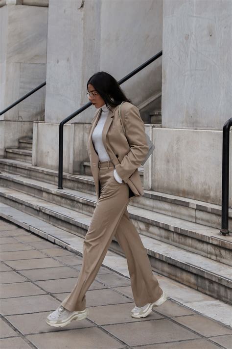 How To Wear A Womens Suit Casually And 10 Outfit Ideas Stella Asteria