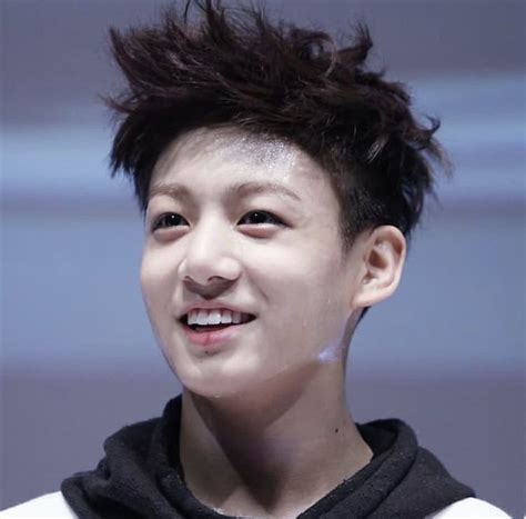 Not only great wtih fashion, v also nailed the hairstyles. Jungkook | Jungkook hairstyle, Bts jungkook, Jungkook