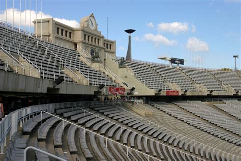 Barcelona Stadion Olimpijski Pomysły Na Ciekawe Wczasy I Wycieczki