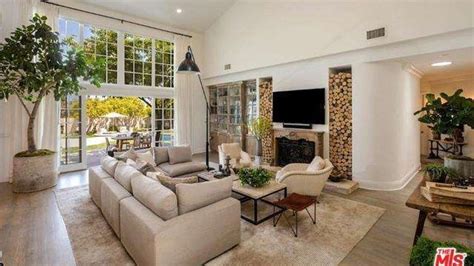 Reconciled Jillian And Patrick Dempsey Selling Pacific Palisades Home Fox News