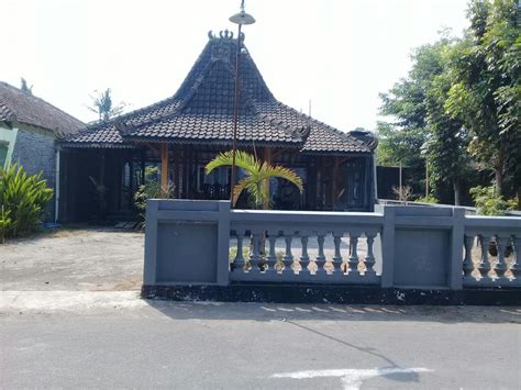 Simak contoh model dan desan pagar rumah minimalis modern serta tips memilih pagar. Rumah Joglo Langganan Syuting Mbangun Deso Dan MTMA Dijual ...