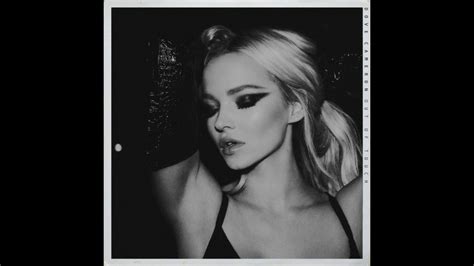Dove Cameron Out Of Touch Official Instrumental70 Youtube