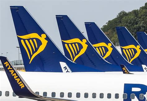 Ryanair Strike Latest 400 Flights Cancelled And Thousands Of