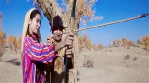 Uyghur Folk Song Eslesh Lopnur Youtube