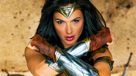 Gal Gadot To Still Play Wonder Woman After Jenkins Exit