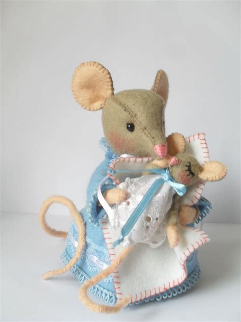 Felt Pattern Mice Hunca Munca With A Little Baby Pattern To Make This