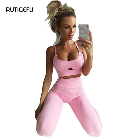 2017 New Sexy Pink Sports Suit Ladies Yoga Fitness Suit Stretch Tight Sleeveless Solid Vest Yoga