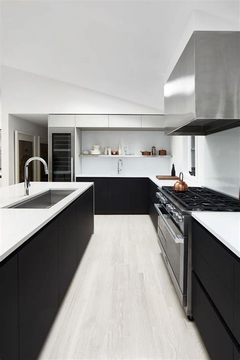These Polished Kitchens With Dark Islands Are Everything Kitchen