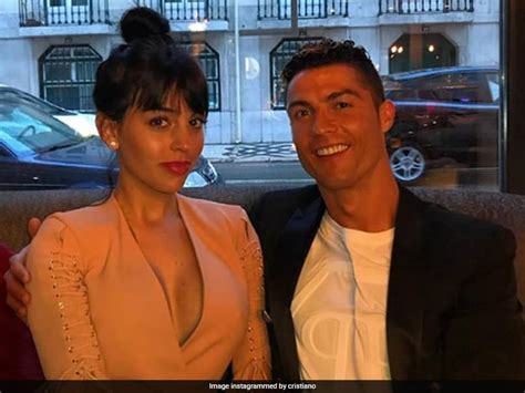 Fifa World Cup 2018 Cristiano Ronaldos Girlfriend Georgina Rodriguez