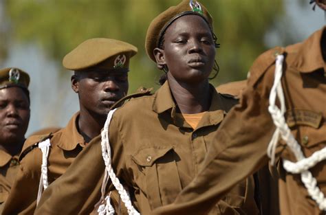 무료 이미지 사람들 병사 육군 아프리카 직업 여자들 행군하는 군대 시민군 무관 남 수단 4928x3264 807289 무료 이미지 pxhere