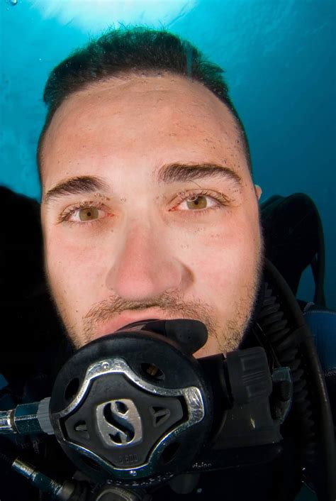Underwater Men Underwater Barefaced Scubadiver