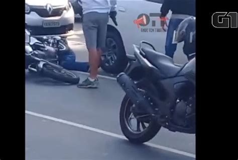 Pm De Folga Reage A Tentativa De Assalto E Mata Criminoso Em Motocicleta São Paulo G1