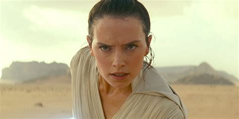 Star Wars Daisy Ridley Reveals Reys Wild Alternate Bloodline