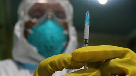 Vaksin Covid Vaksinasi Massal Tanpa Tes Dan Telusur Kontak Yang
