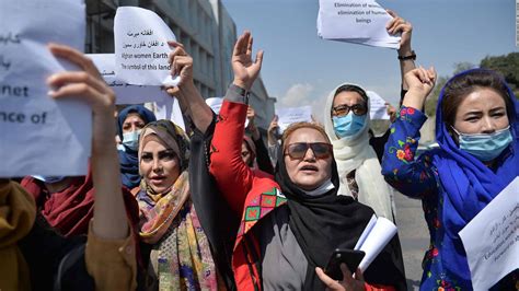 Nueva Protesta De Mujeres Protestan En Afganistán Video