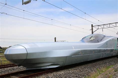 Superfast Bullet Train That Rivals Airplane Flying Times Set To Debut