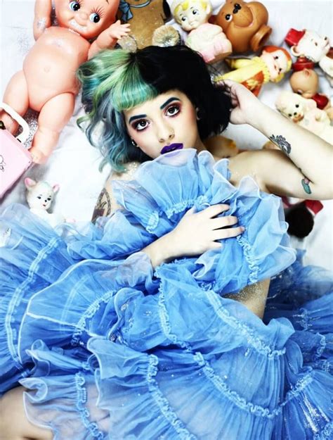 Pin By Inactive On Cry Baby Melanie Martinez Melanie Martinez Live