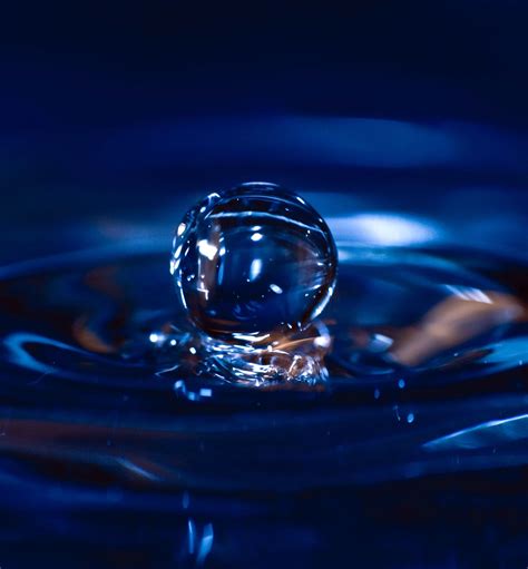 Single Water Drop Water Drops Glow Water Macro Photos
