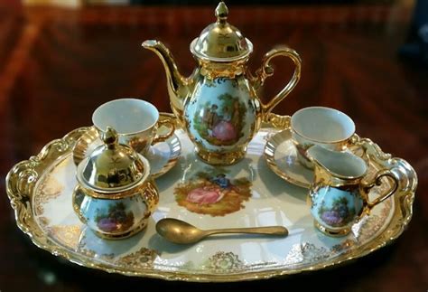 Victorian Porcelain Tea Set Designed By The Painter Fragonard With