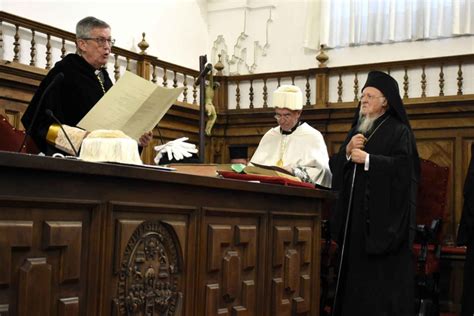 El Patriarca Ecuménico Bartolomé I Investido Doctor Honoris Causa Por
