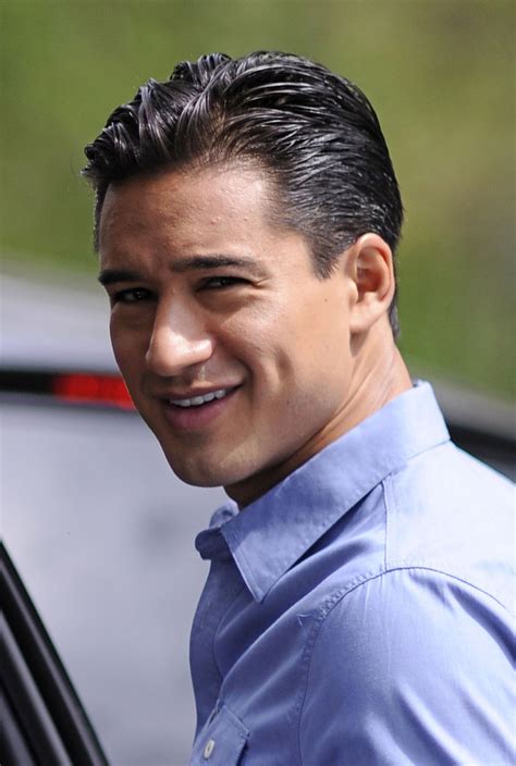 Mario Lopez Age, Weight, Height, Measurements - Celebrity Sizes