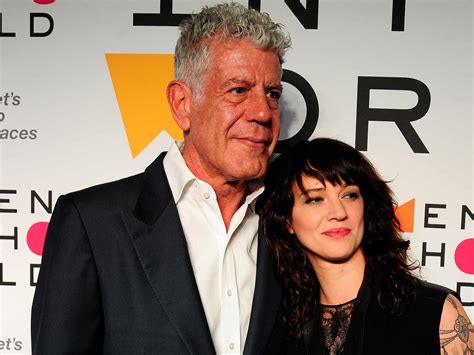 asia argento is beyond devastated over the death of anthony bourdain