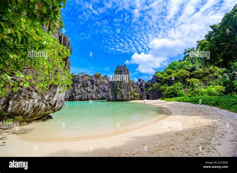 El Nido Secret Beach Matinloc Island Palawan Philippines High Res Stock
