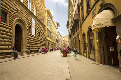 Via De Tornabuoni In Florence Visit Tuscany