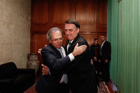 Receber informações sobre produtos e serviços da folha de s. Guedes defende vacinação privada com doação de doses para ...