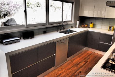 The advantage of transparent image is that it can be used efficiently. Designer Kitchens LA - Pictures of Kitchen Remodels