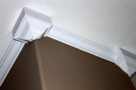 See more ideas about molding ceiling, coving, orac decor. Decorating: Make Your Home More Pretty With Lowes Crown ...