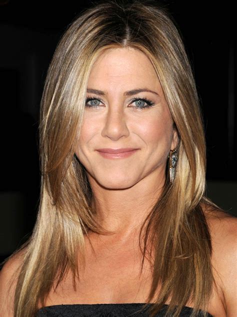 How To Make Your Highlights Look Natural Jennifer Aniston Hair Color Blonde Highlights