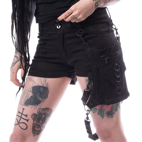 Pin On Gothic Hotpants And Shorts Bei Voodoomaniacs