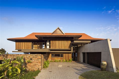 5 Characteristics Of A Tropical Modern House Architropics 2022