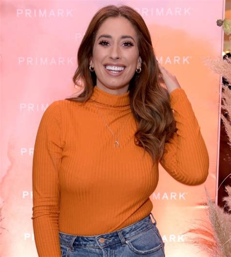 Stacey chanelle clare solomon (born 4 october 1989) is an english singer and television personality. Stacey Solomon - Bio, Net Worth, Facts, Singer, Famous ...