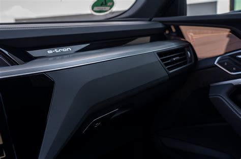 The car enjoys moderate success on the markets it sells in, but. Audi E-tron Sportback 55 2020 review | Autocar