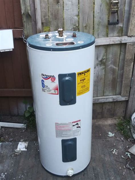 40 Gallon Electric Hot Water Heaters