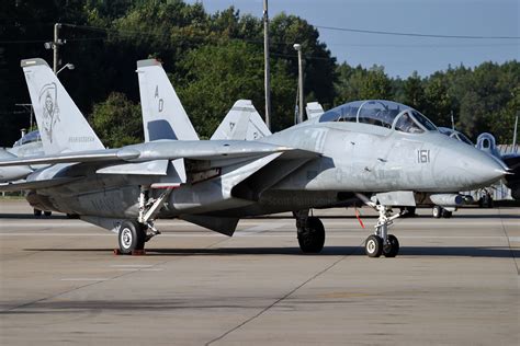 F 14d 163897ad 161 The Vf 101 F 14 Demo Jet Seen Resting Flickr