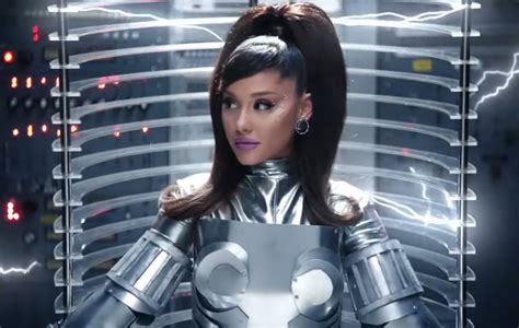 Ariana Grande Drops Her Sci Fi Inspired Video For 34 35
