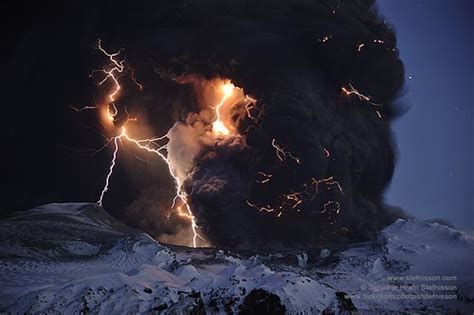 Eyjafjallajokull Volcano Lightnings Shsn3045805 Flickr