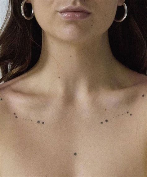 Mini Tattoos Of Moon And Stars To Bring A Piece Of Sky With You Tiny Tattoo Inc